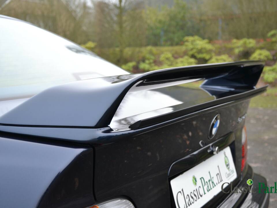 Image 46/50 of BMW 323i (1998)