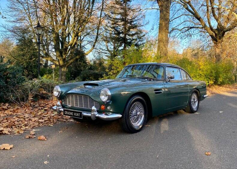 Immagine 2/50 di Aston Martin DB 4 (1963)