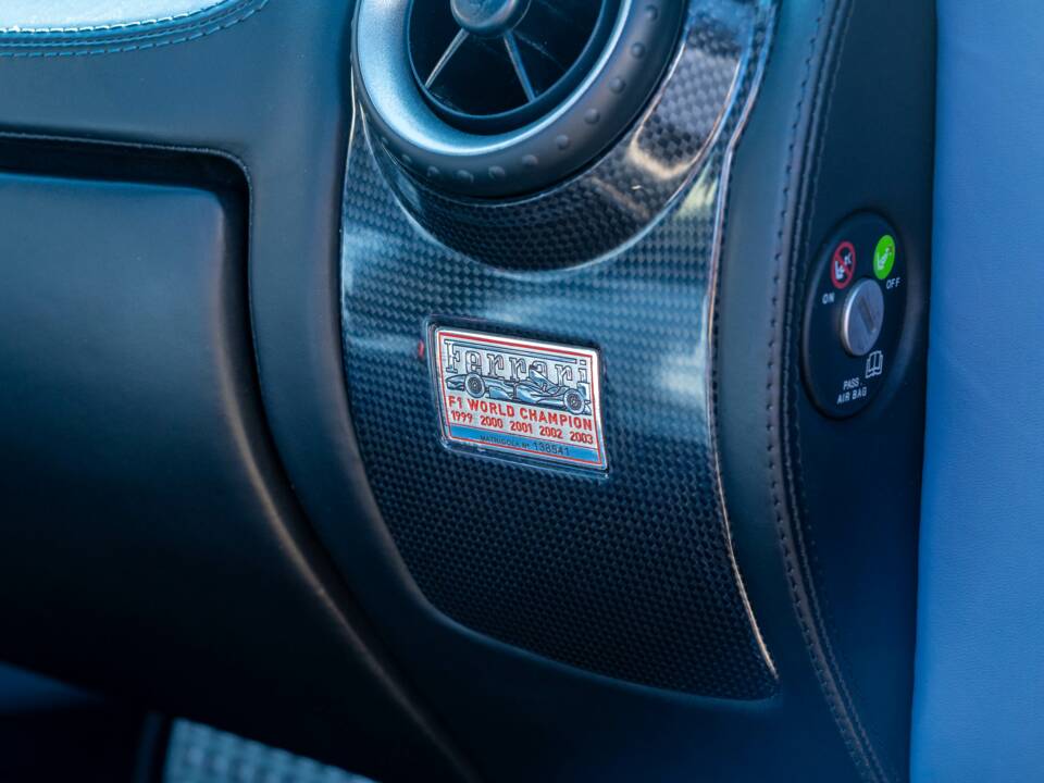 Bild 31/36 von Ferrari F 430 (2005)