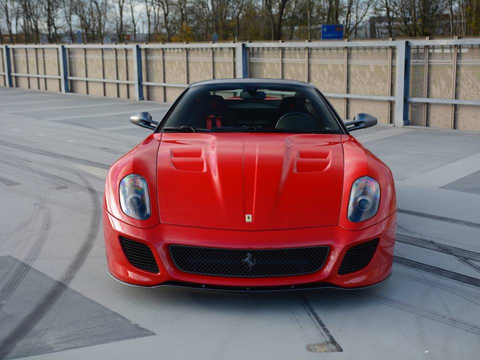 Imagen 3/19 de Ferrari 599 GTO (2010)