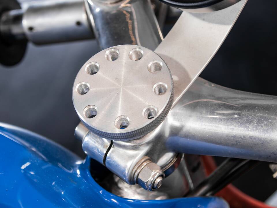 Image 17/32 of Berneg DUMMY (1952)