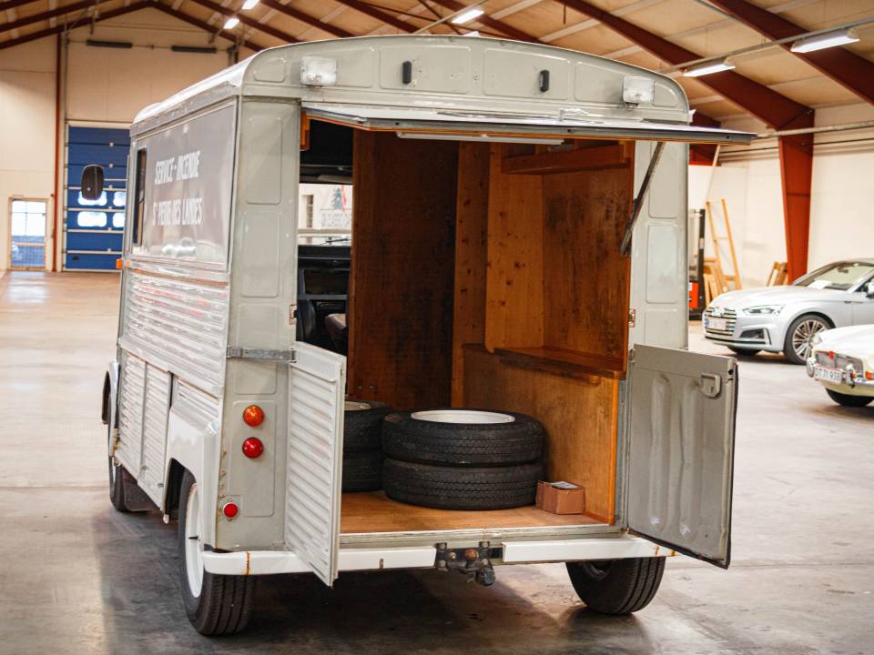 Bild 25/44 von Citroën HY (1974)