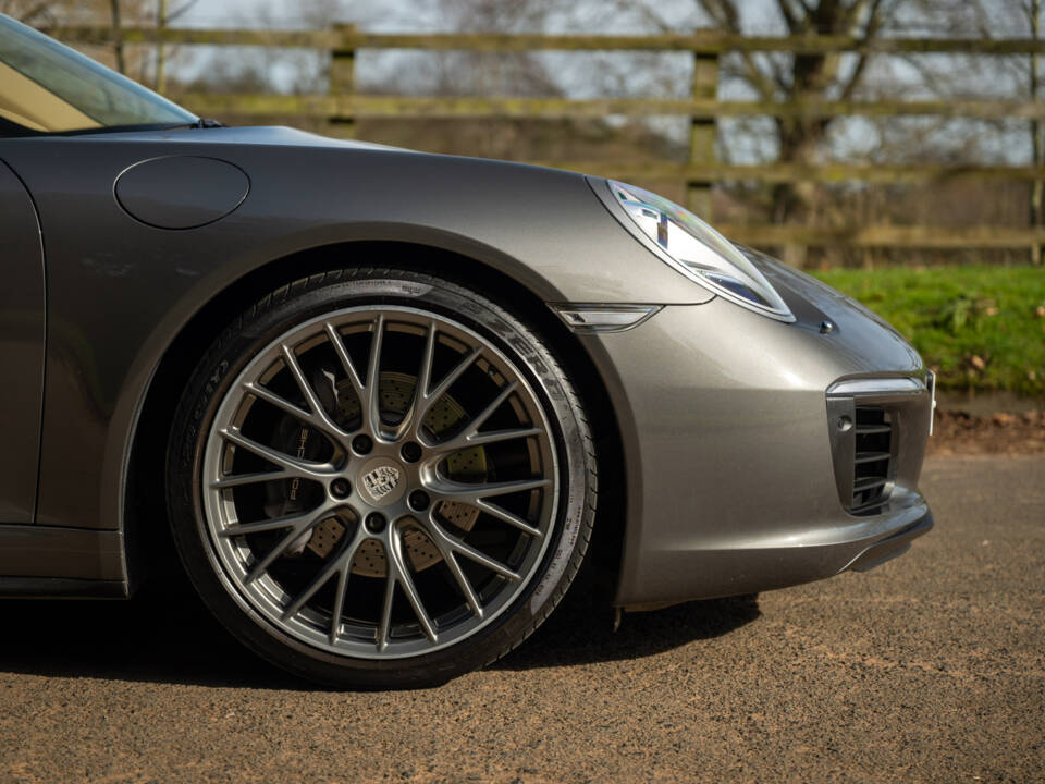 Image 11/20 of Porsche 911 Targa 4 (2017)