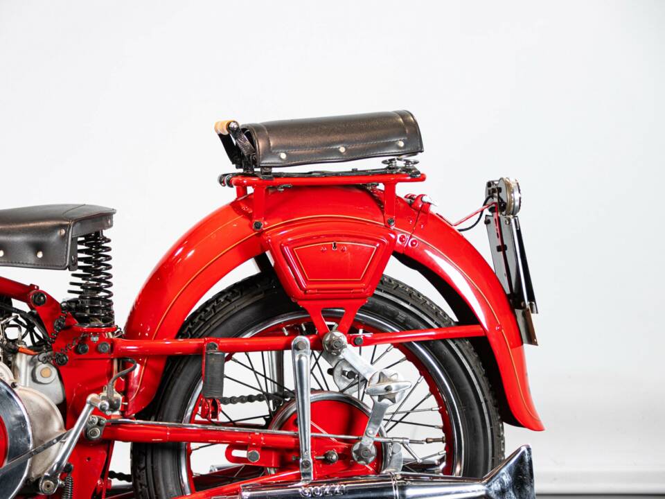 Imagen 24/50 de Moto Guzzi DUMMY (1939)