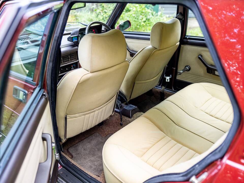 Afbeelding 30/46 van Alfa Romeo Giulietta 2.0 (1981)