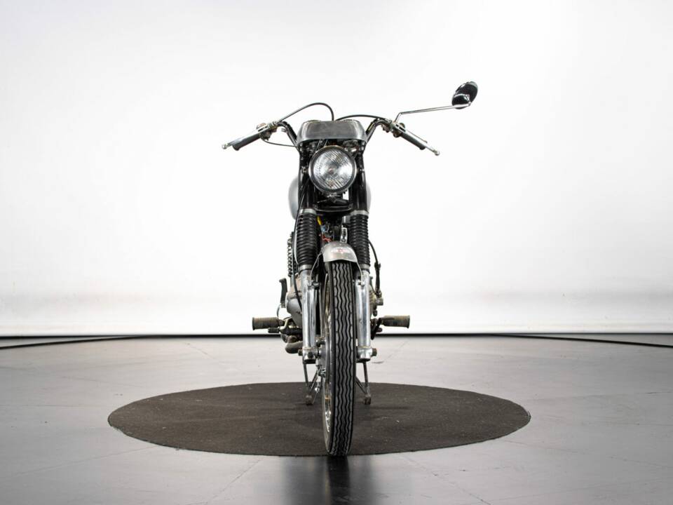 Immagine 7/50 di Cagiva DUMMY (1970)