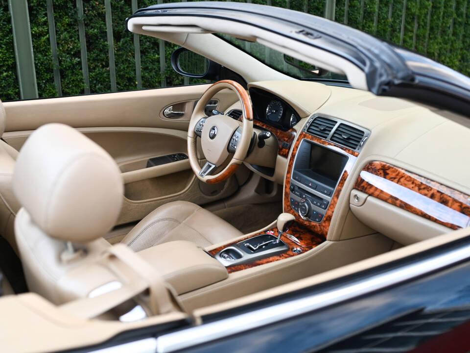 Imagen 29/43 de Jaguar XKR (2007)
