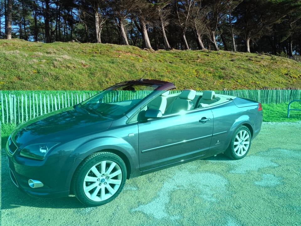 Image 7/9 of Ford Focus CC 2.0 (2008)
