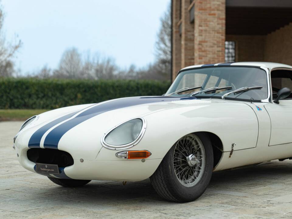 Imagen 16/50 de Jaguar E-Type 3.8 (1964)