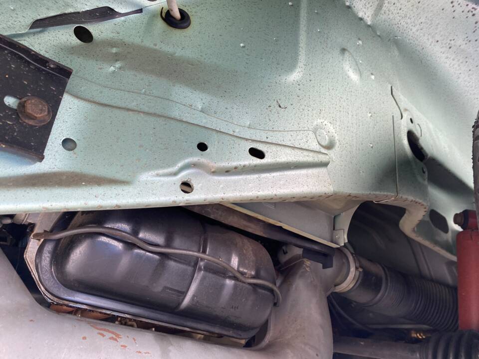 Image 17/96 of Volkswagen Beetle 1303 (1980)