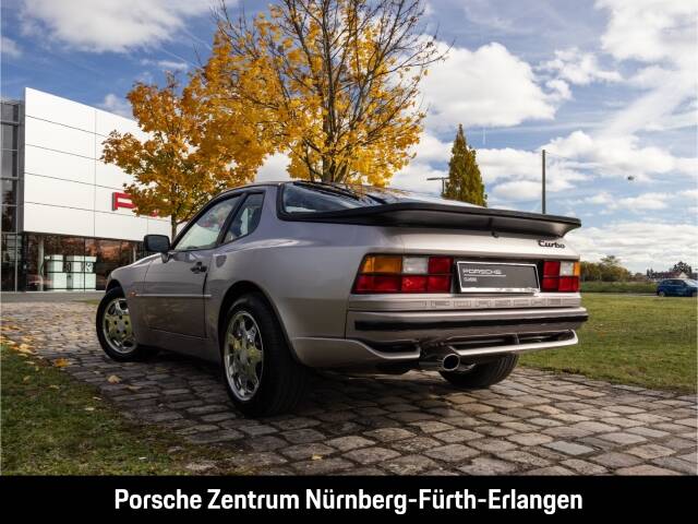 Immagine 3/39 di Porsche 944 Turbo (1988)