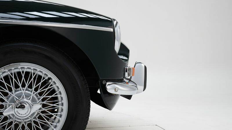 Afbeelding 12/15 van MG MGB (1973)