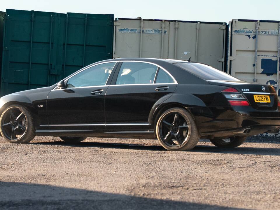 Bild 3/50 von Mercedes-Benz S 600 L (2009)