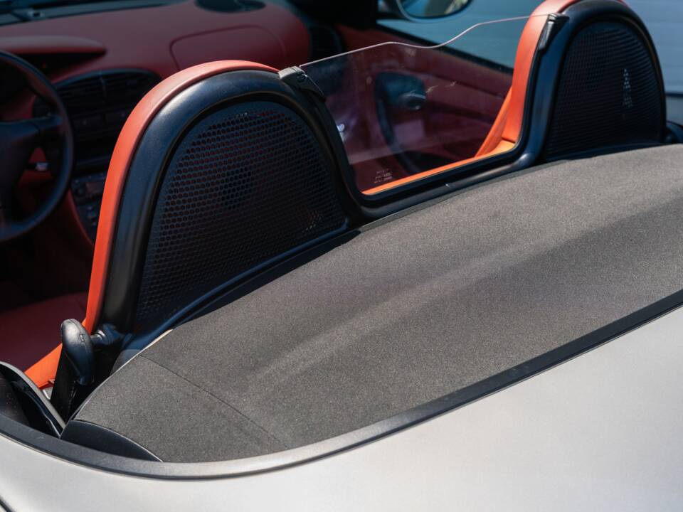 Image 25/73 of Porsche Boxster (2001)