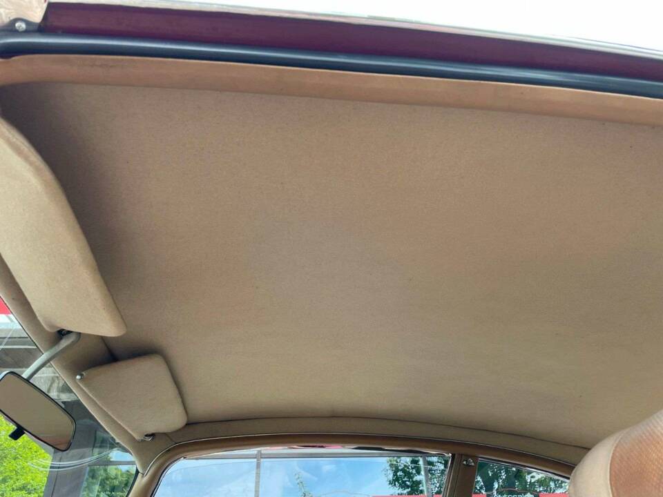 Imagen 18/20 de Jaguar E-Type V12 (2+2) (1971)