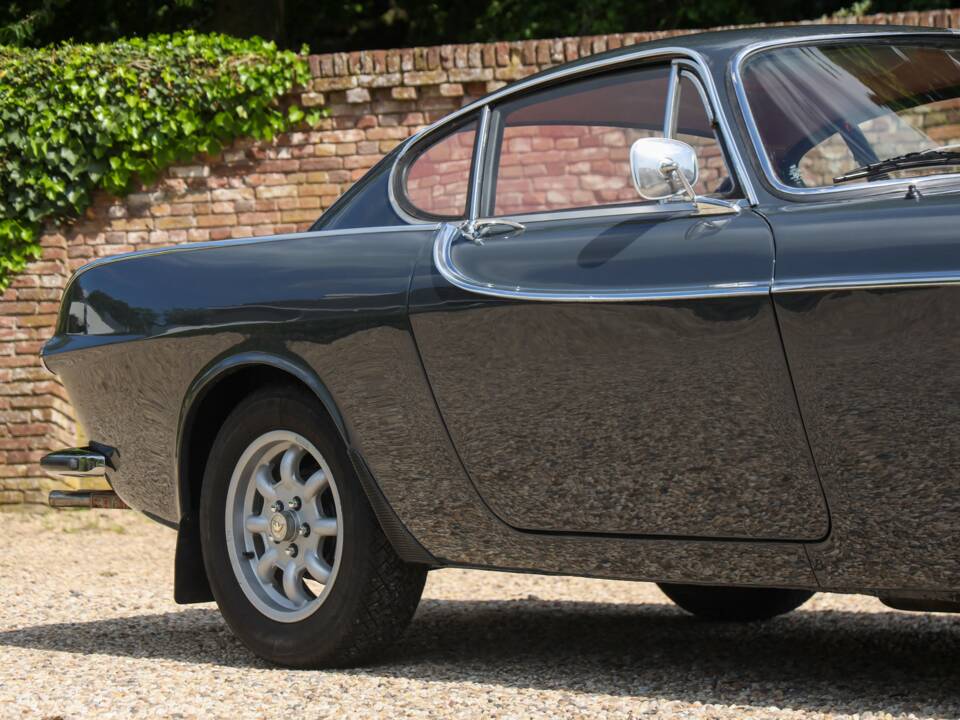 Image 37/50 de Volvo 1800 S (1966)