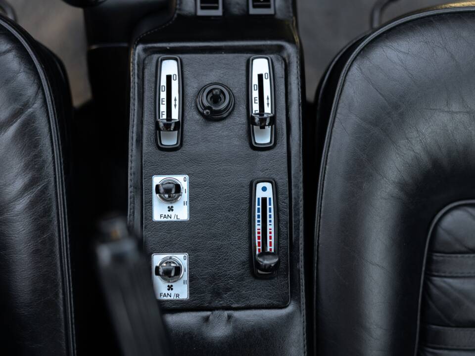 Bild 60/84 von Ferrari 512 BBi (1982)