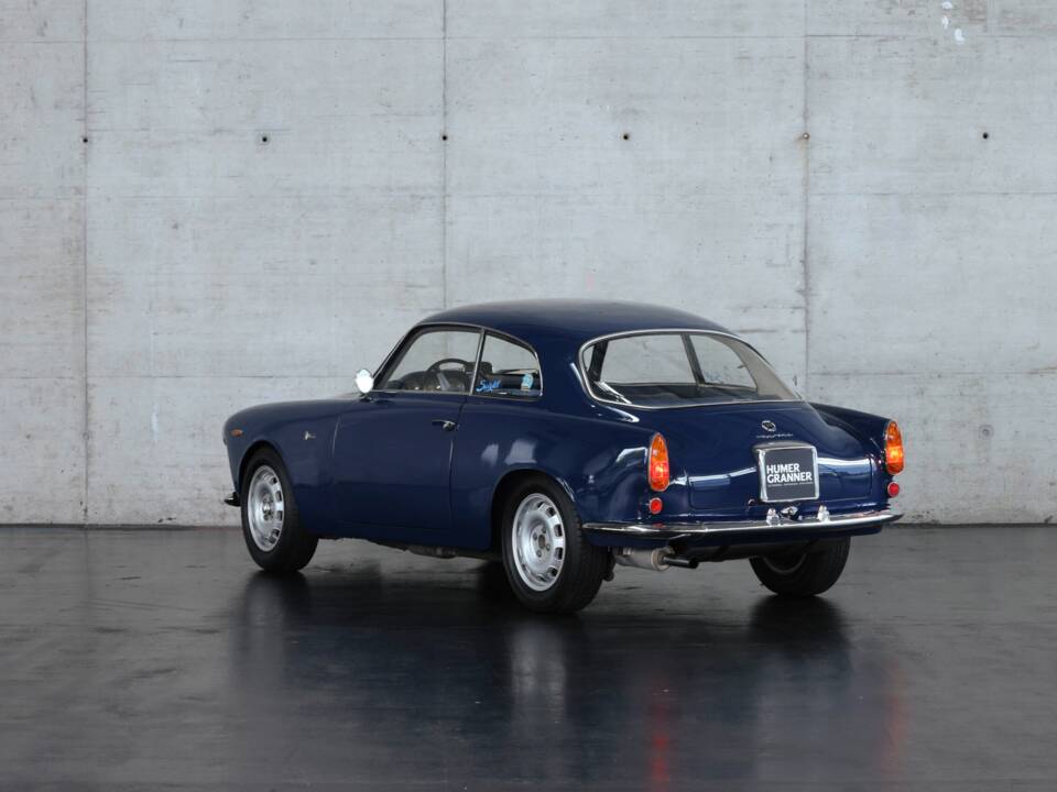Image 3/50 de Alfa Romeo Giulia 1600 Sprint (1962)