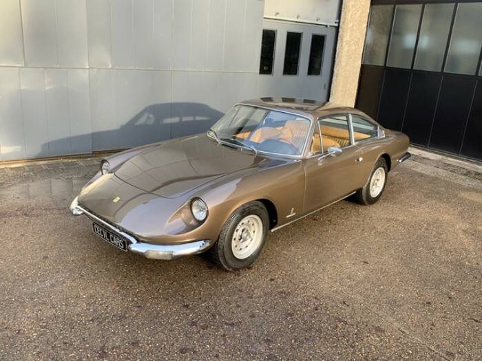 Image 3/50 of Ferrari 365 GT 2+2 (1970)