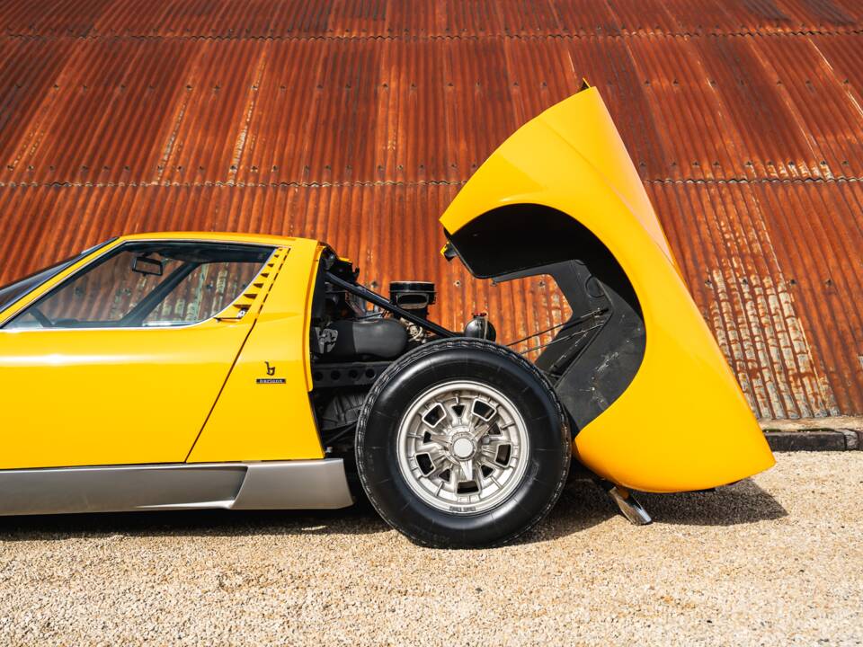 Afbeelding 40/56 van Lamborghini Miura P 400 S (1969)