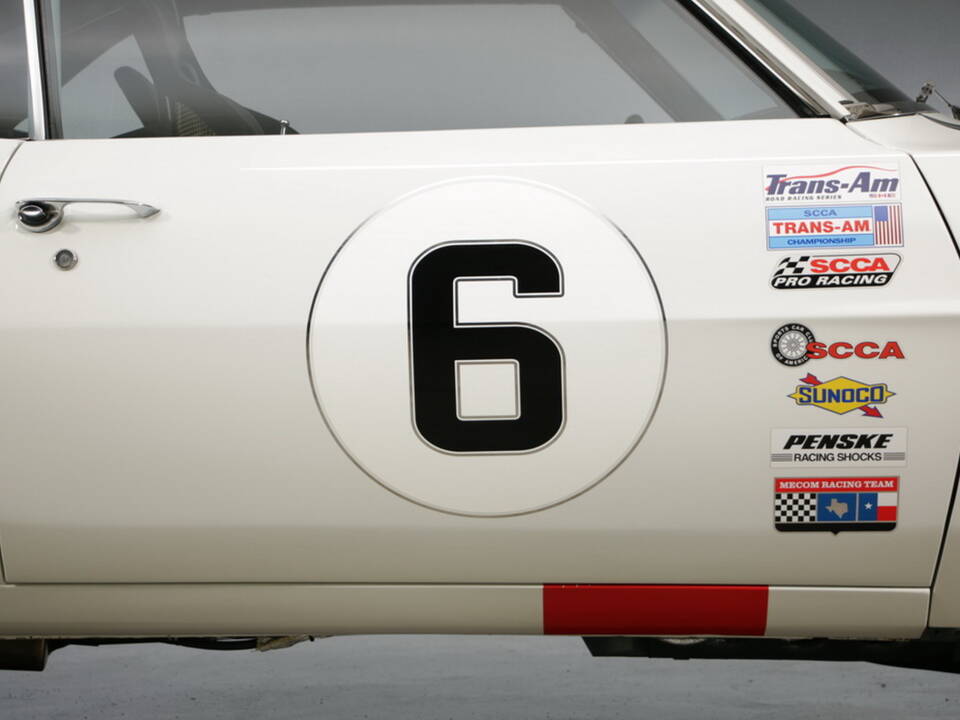 Image 13/36 of Chevrolet Camaro SS Sport (1969)