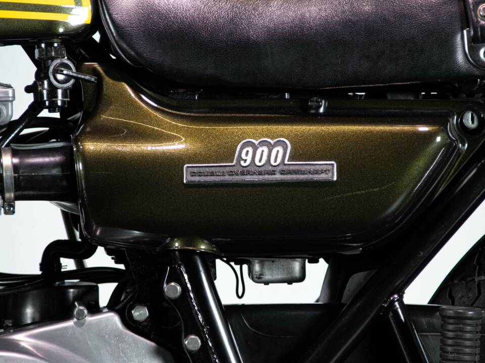 Image 26/50 of Kawasaki DUMMY (1973)