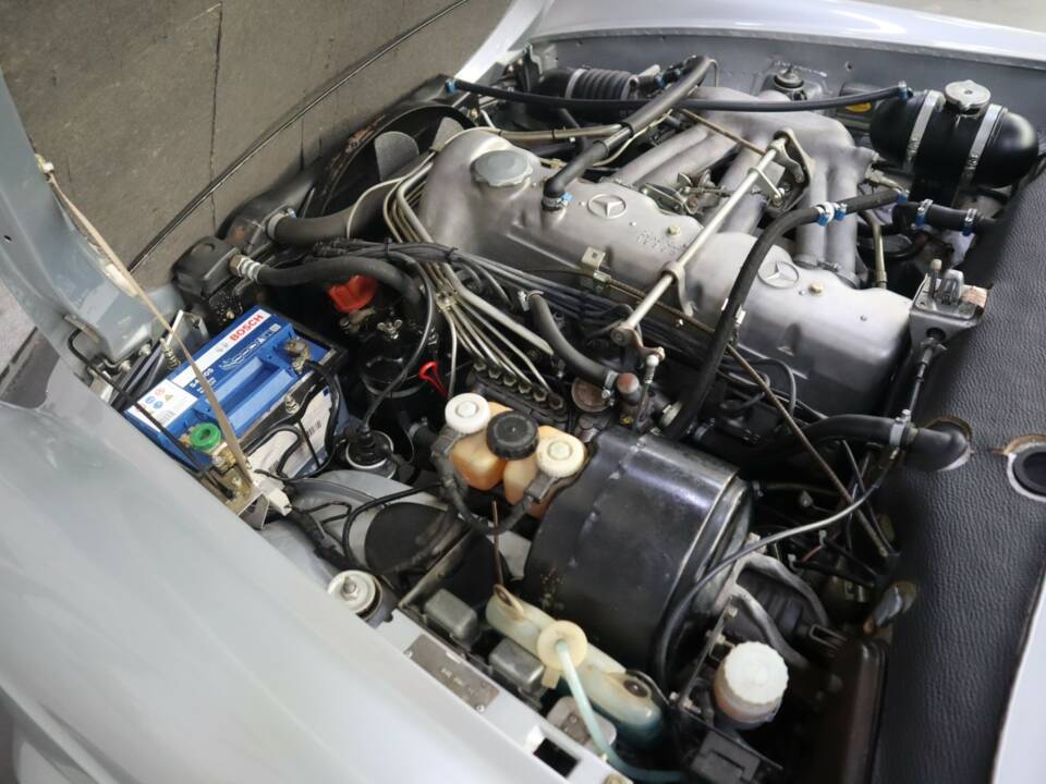 Bild 38/45 von Mercedes-Benz 280 SL (1968)