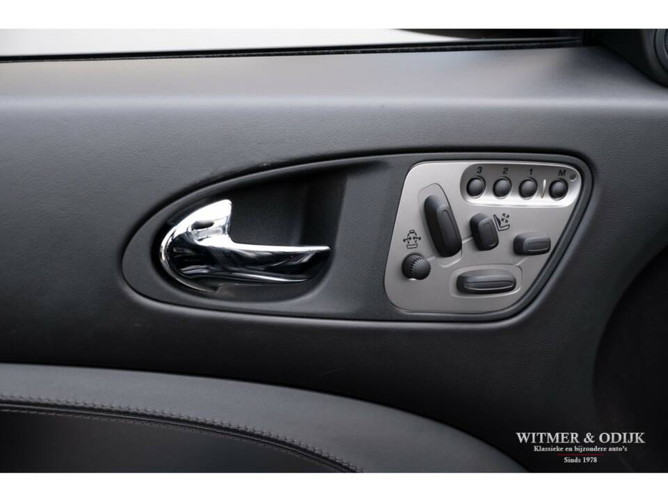 Immagine 32/34 di Jaguar XK 4.2 (2006)