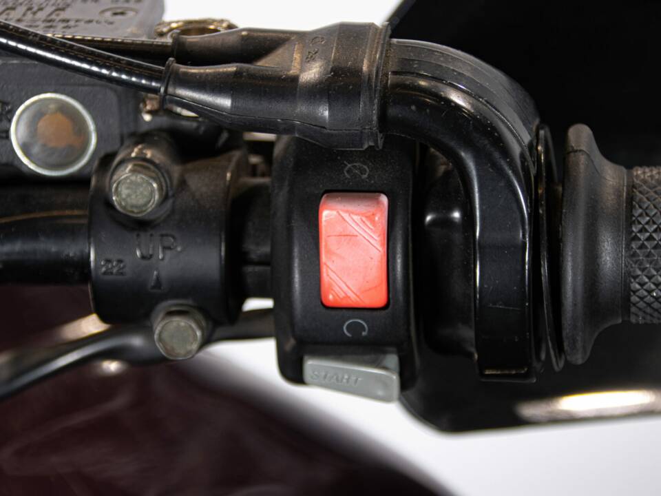 Image 37/50 of Yamaha XTZ 750 SuperTéneré (1990)