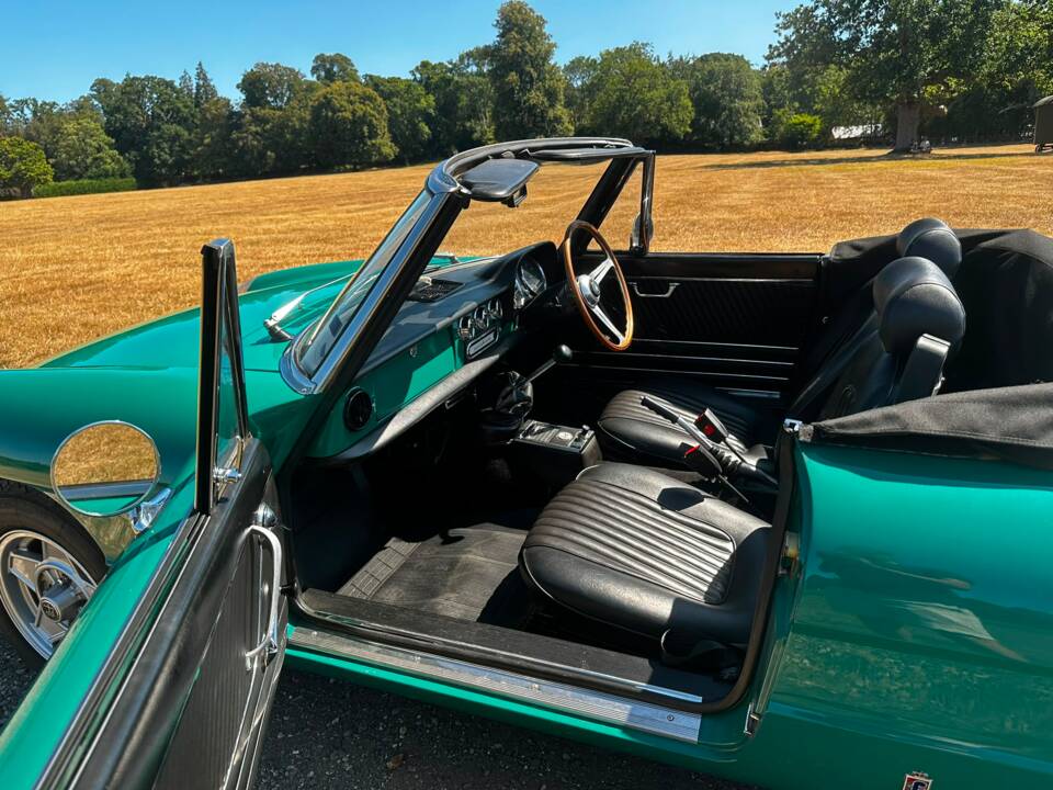 Afbeelding 24/35 van Alfa Romeo 1750 Spider (1969)