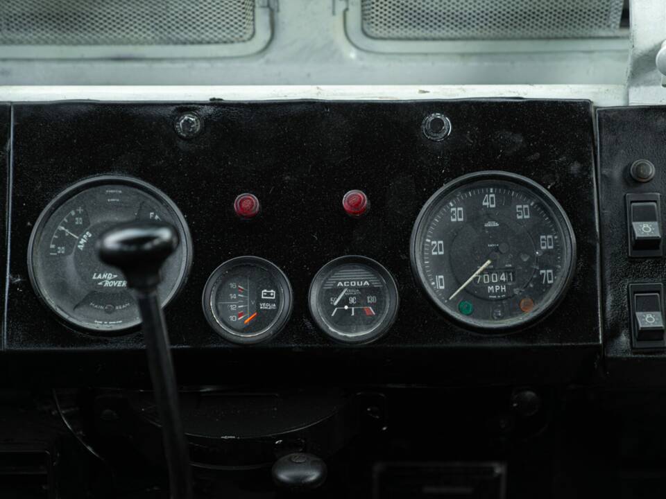 Bild 49/50 von Land Rover 88 Lightweight (1977)
