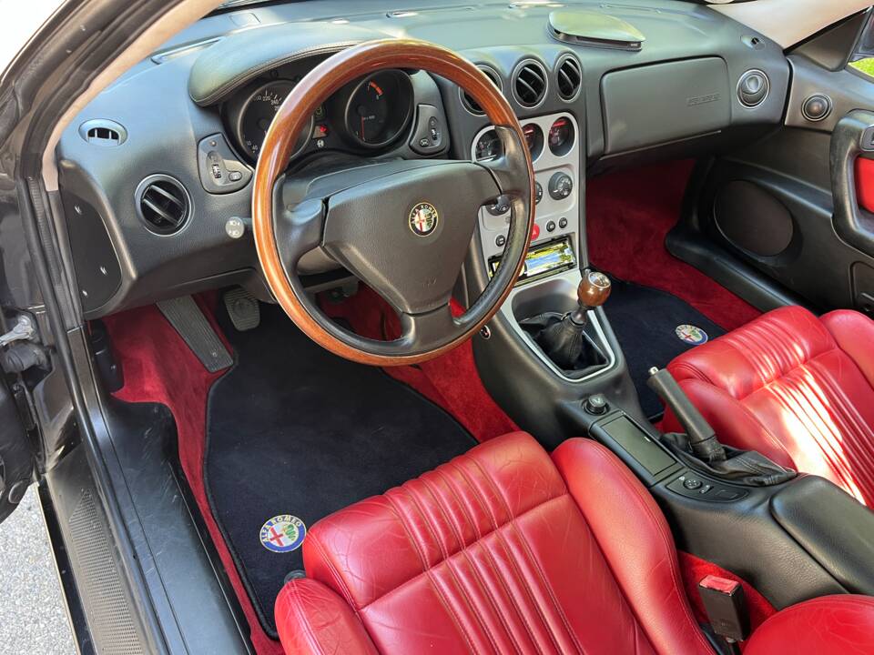 Imagen 13/66 de Alfa Romeo GTV 3.2 V6 24V (2003)