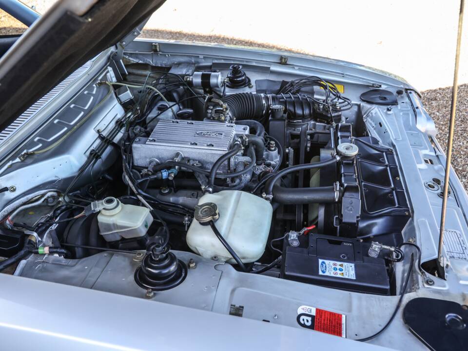 Image 40/50 of Ford Capri 2,8i (1987)