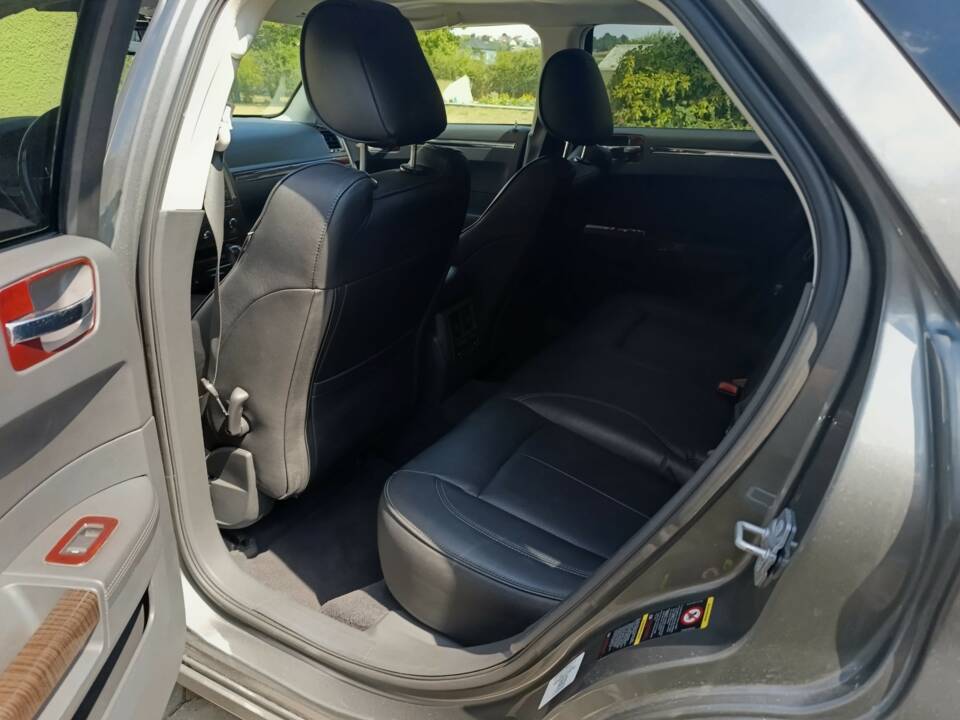 Image 12/14 of Chrysler 300 C Touring 3.0 CRD (2010)