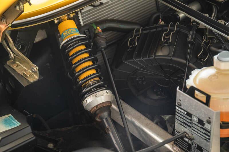 Image 21/34 of Renault Sport Spider (1998)