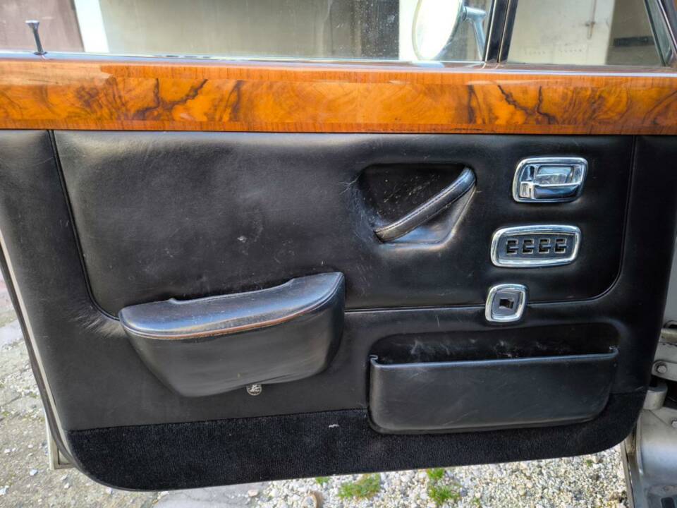 Bild 12/15 von Rolls-Royce Silver Shadow I (1969)