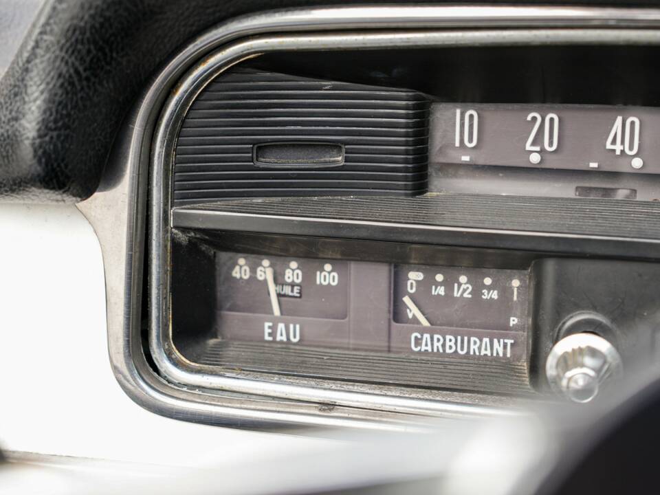 Imagen 10/36 de Peugeot 404 Injection (1967)