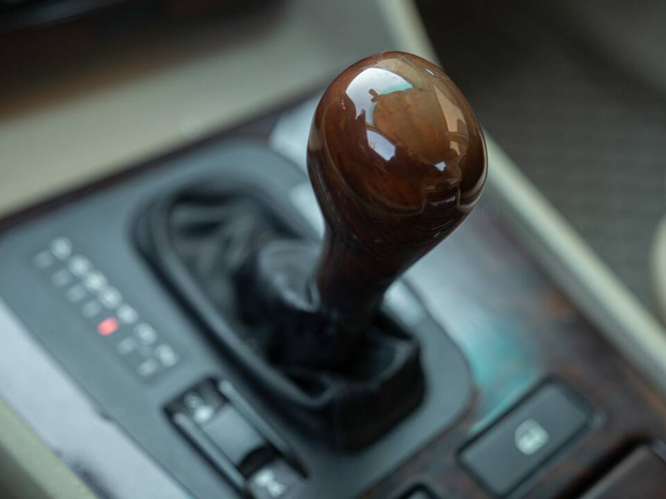 Imagen 50/50 de BMW 725tds (1997)