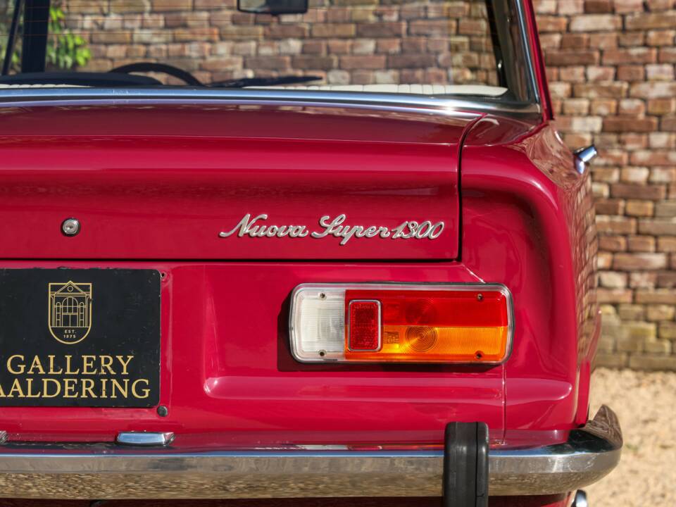 Image 45/50 of Alfa Romeo Giulia Nuova Super 1300 (1975)