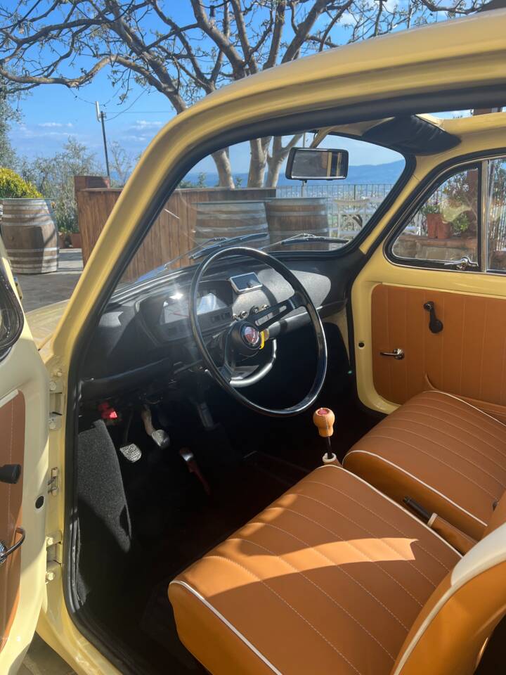 Bild 5/6 von FIAT 500 L (1970)