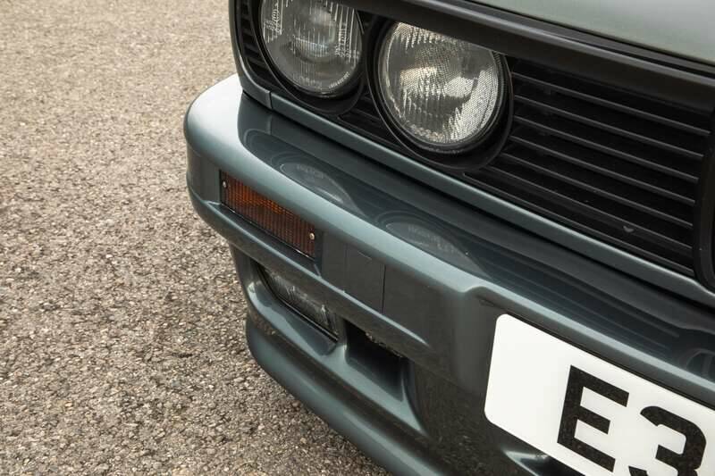 Image 45/50 of BMW 325i (1990)