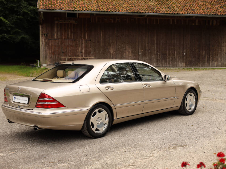 Image 6/76 of Mercedes-Benz S 600 L (2001)