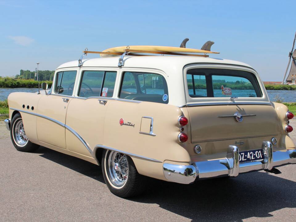 Image 7/29 of Buick 60 Century (1954)