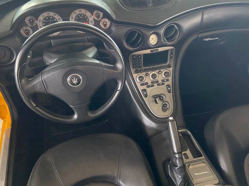 Afbeelding 11/21 van Maserati Spyder 4200 Cambiocorsa (2003)