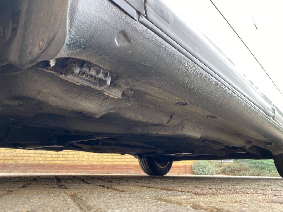 Bild 24/25 von Audi A6 2.6 (1996)
