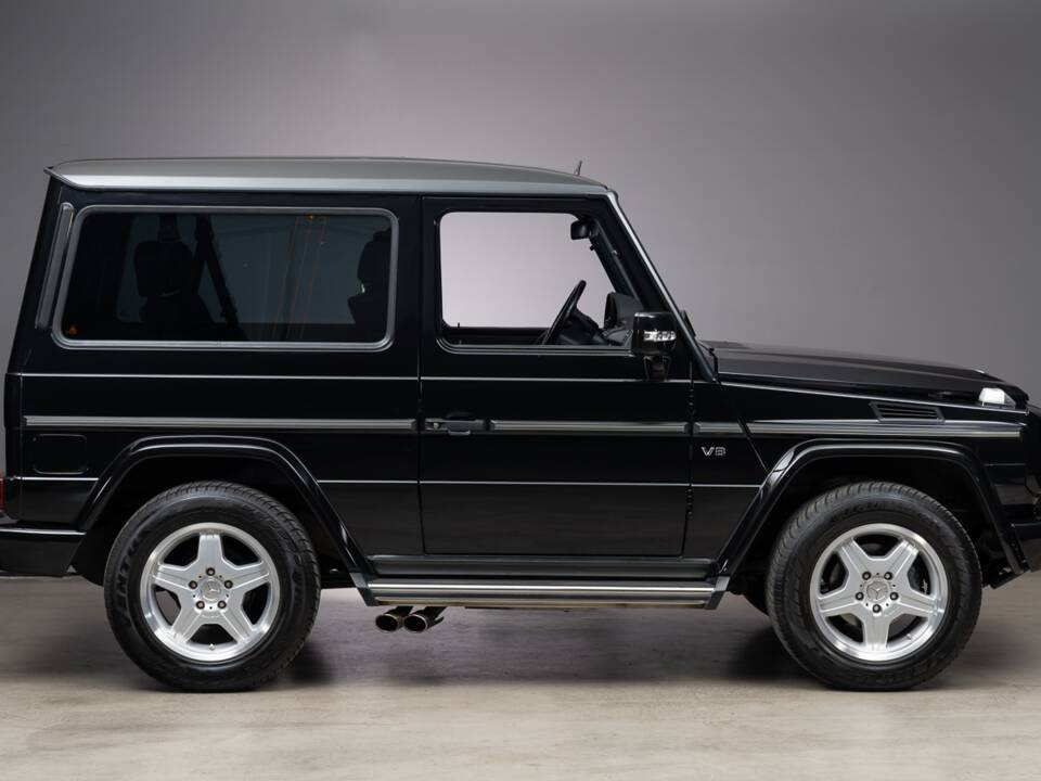 Immagine 7/36 di Mercedes-Benz G 500 (SWB) (2011)
