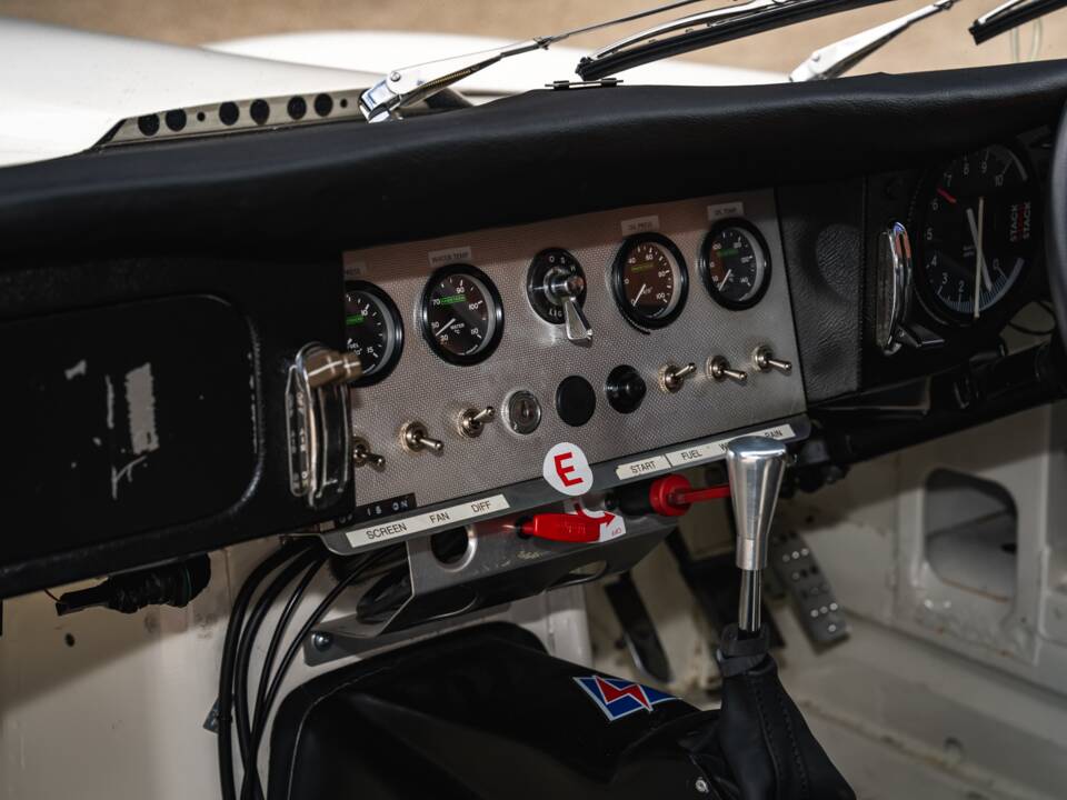 Afbeelding 23/46 van Jaguar E-Type 3.8 (1962)