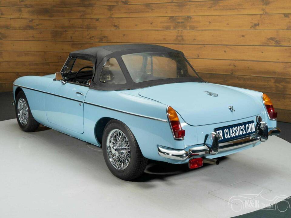 Bild 11/19 von MG MGB (1965)