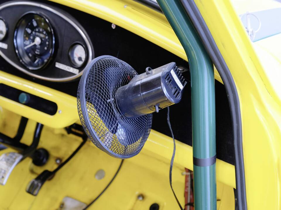 Image 34/50 of Austin Mini Cooper S 1275 (1965)