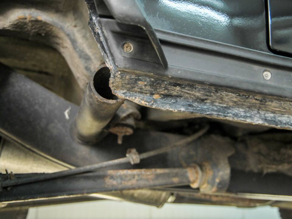 Afbeelding 50/50 van Mercedes-Benz 300 GD (SWB) (1983)